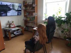 В библиотеке поселка Муромское прошел показ документального фильма «С надеждой на свободу»