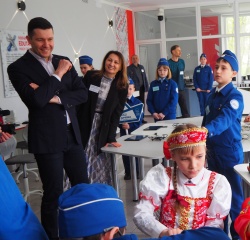 Губернатор Калининградской области посетил школу поселка Грачевка