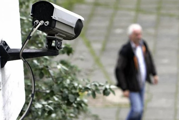 Камеры "Безопасного города" зафиксировали лицо предполагаемой воровки