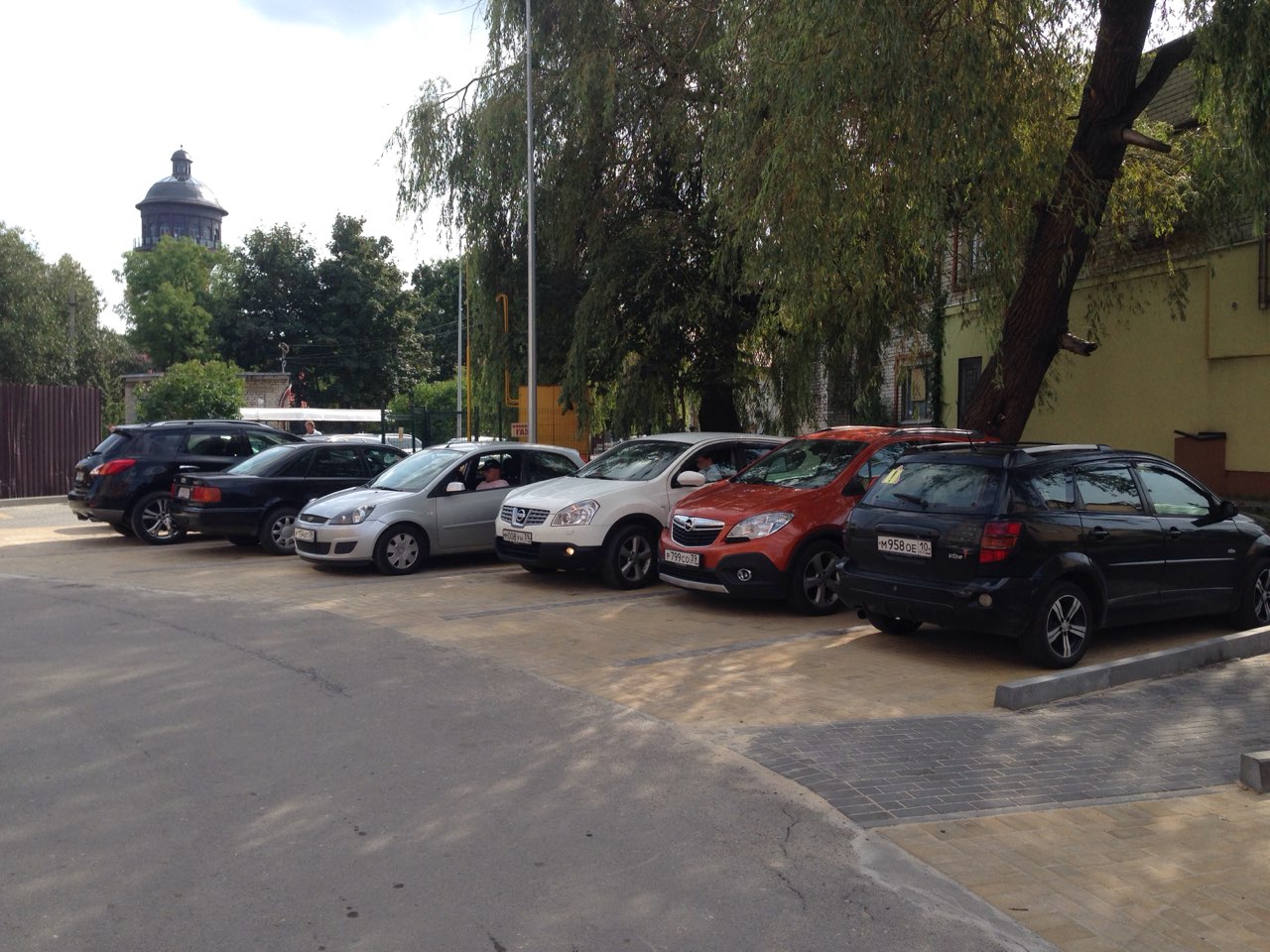 В центре Зеленоградска появилась новая парковка