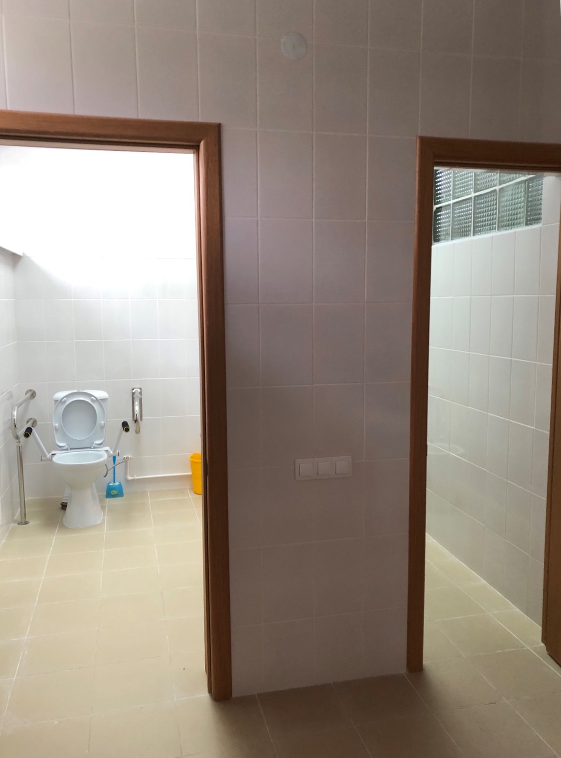 В административном здании в посёлке Рыбачий отремонтировали туалет