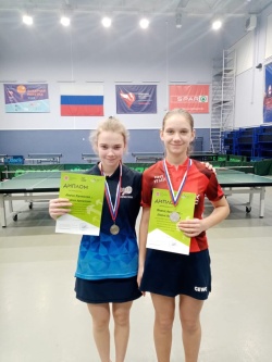 Воспитанники ДЮСШ «Янтарь» стали призерами регионального первенства по настольному теннису среди юниоров