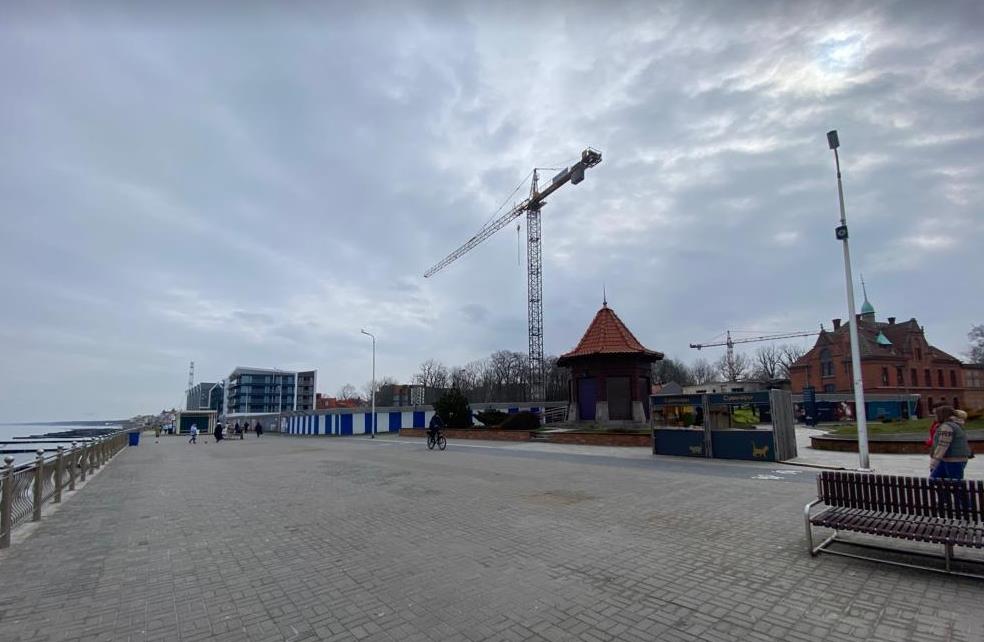 Произведен демонтаж недостроенного здания «Газпром» на набережной Зеленоградска 