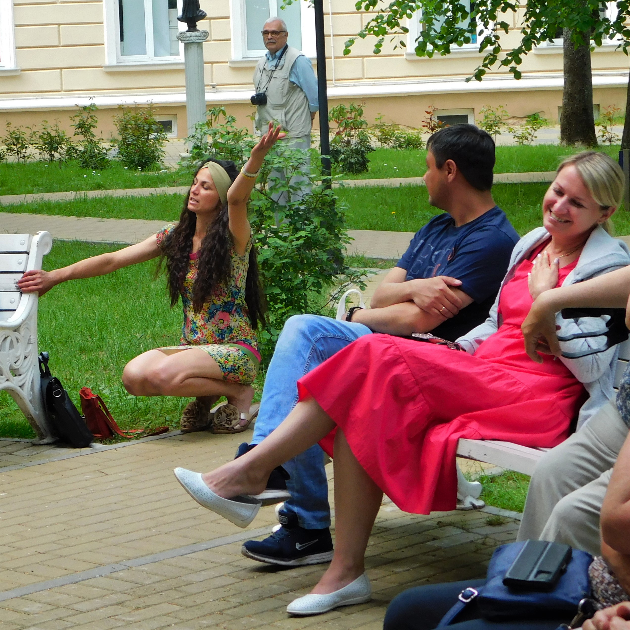 День славянской письменности и культуры в сквере королевы Луизы собрал более ста зрителей