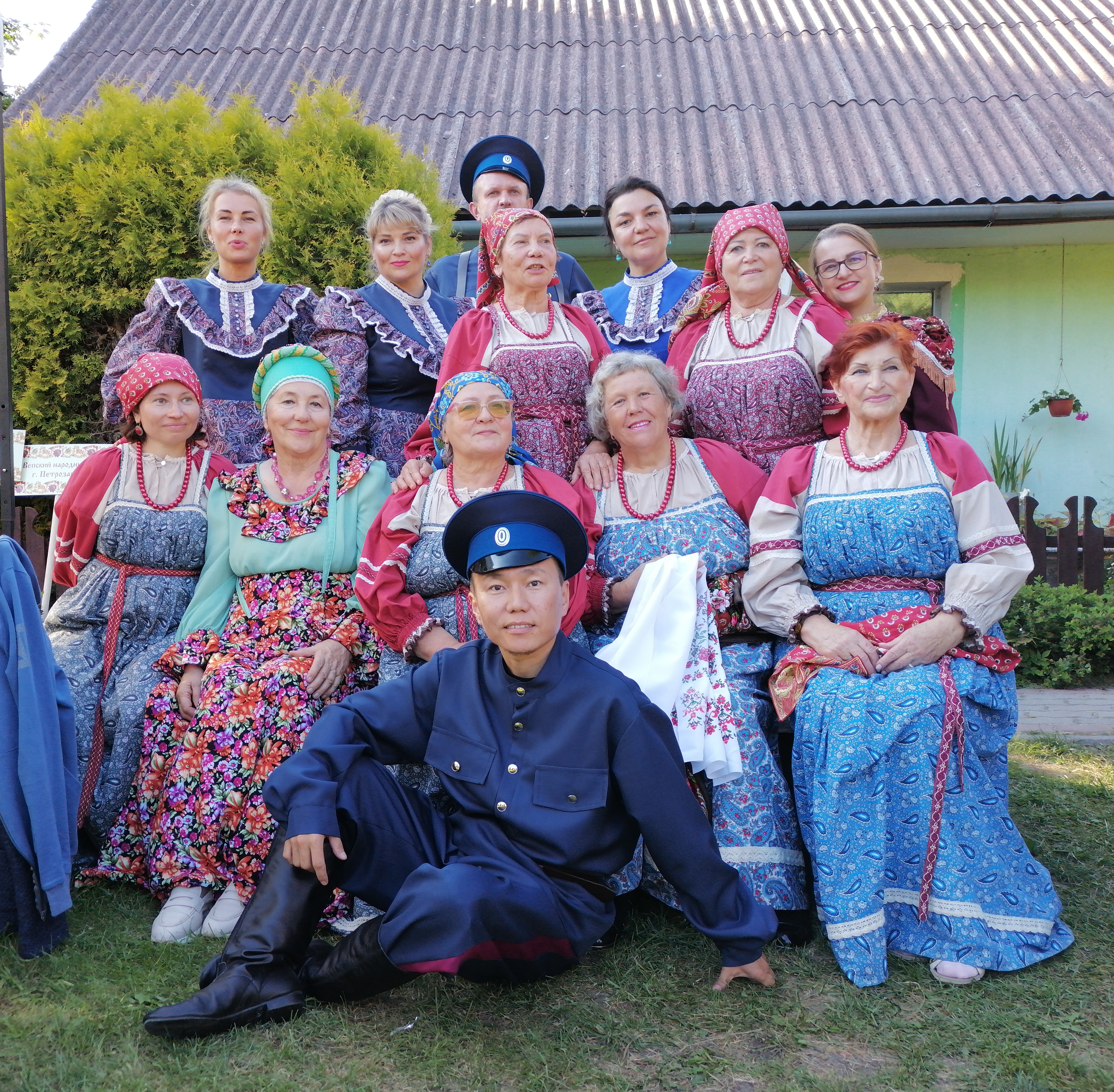   Народный хор «Янтарный край» и ансамбль «Купава» стали участниками Межрегиональный фольклорный фестиваль «Истоки»